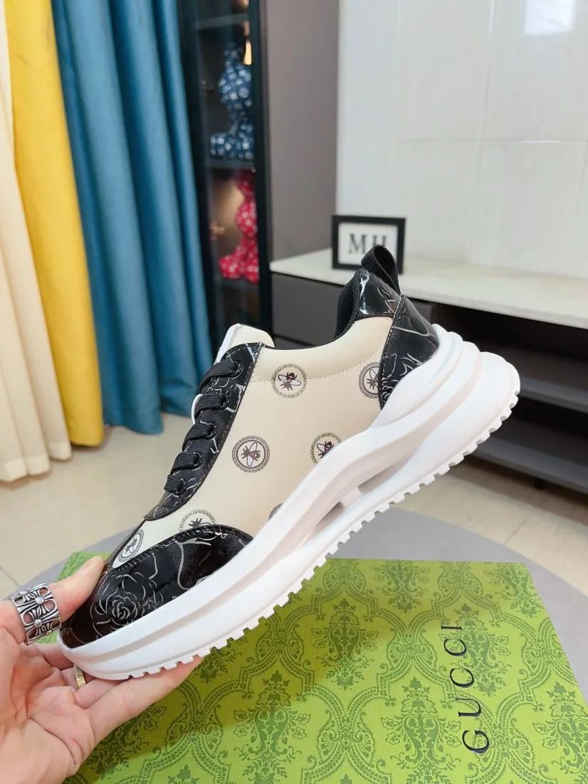 Men's shoes 💰440🌹🌹GUCCI [Gucci] New high-end brand of men's shoes, the latest fashionable casual men's shoes, trendy and versatile style, relaxed and sporty style, uppers imported from Italy, first-layer cowhide, genuine leather lining and ultra-fine workmanship. Original personalized fashionable rubber wear-resistant outsole, light and comfortable on the foot, size 38-44